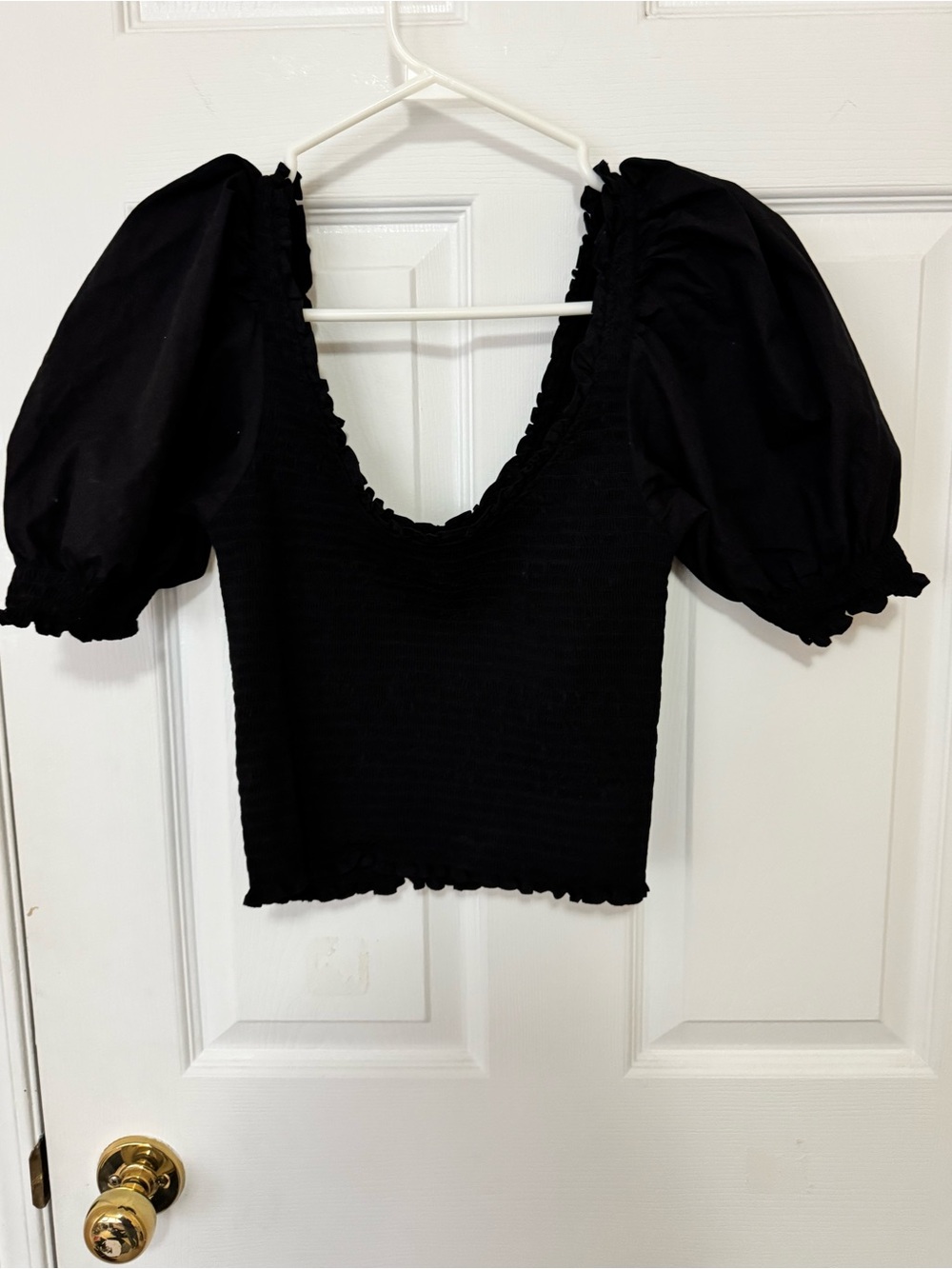 Hill House Black Puff-Sleeve Smocked Crop Top